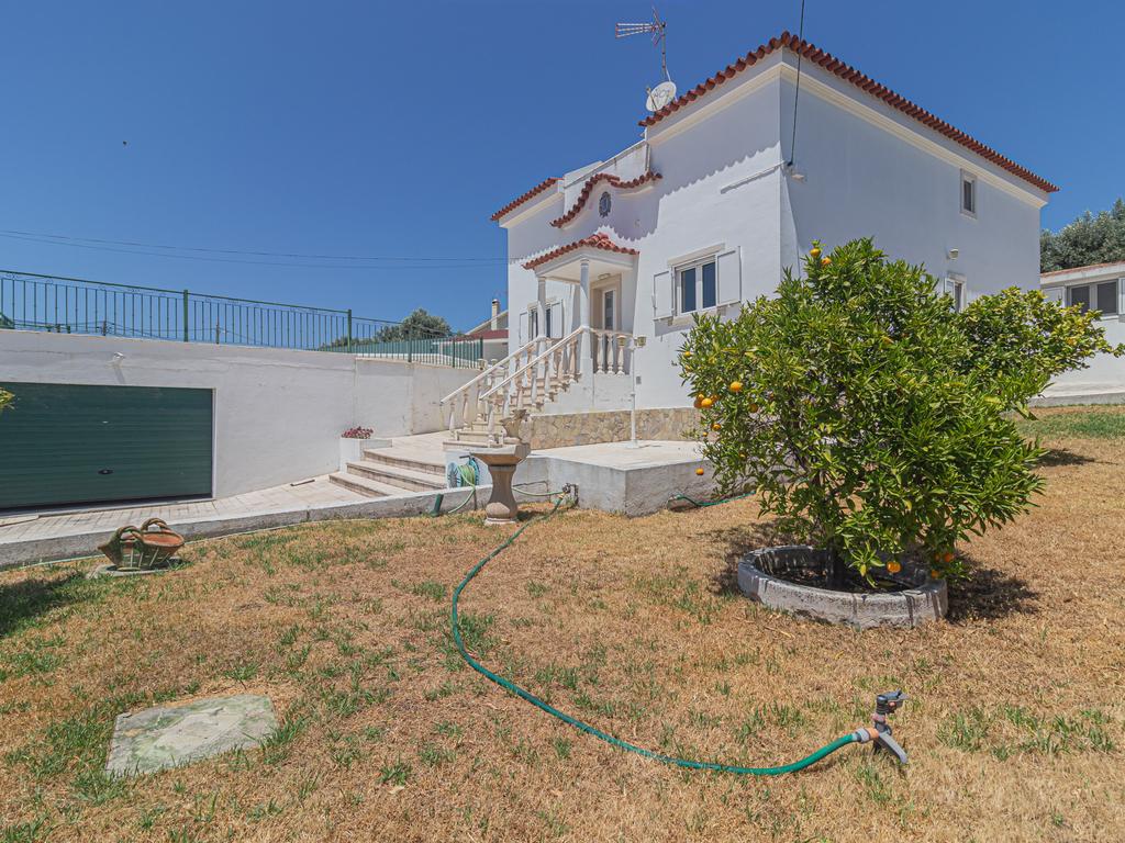 Moradia T4 em Vila Nova - Bucelas - Image 57