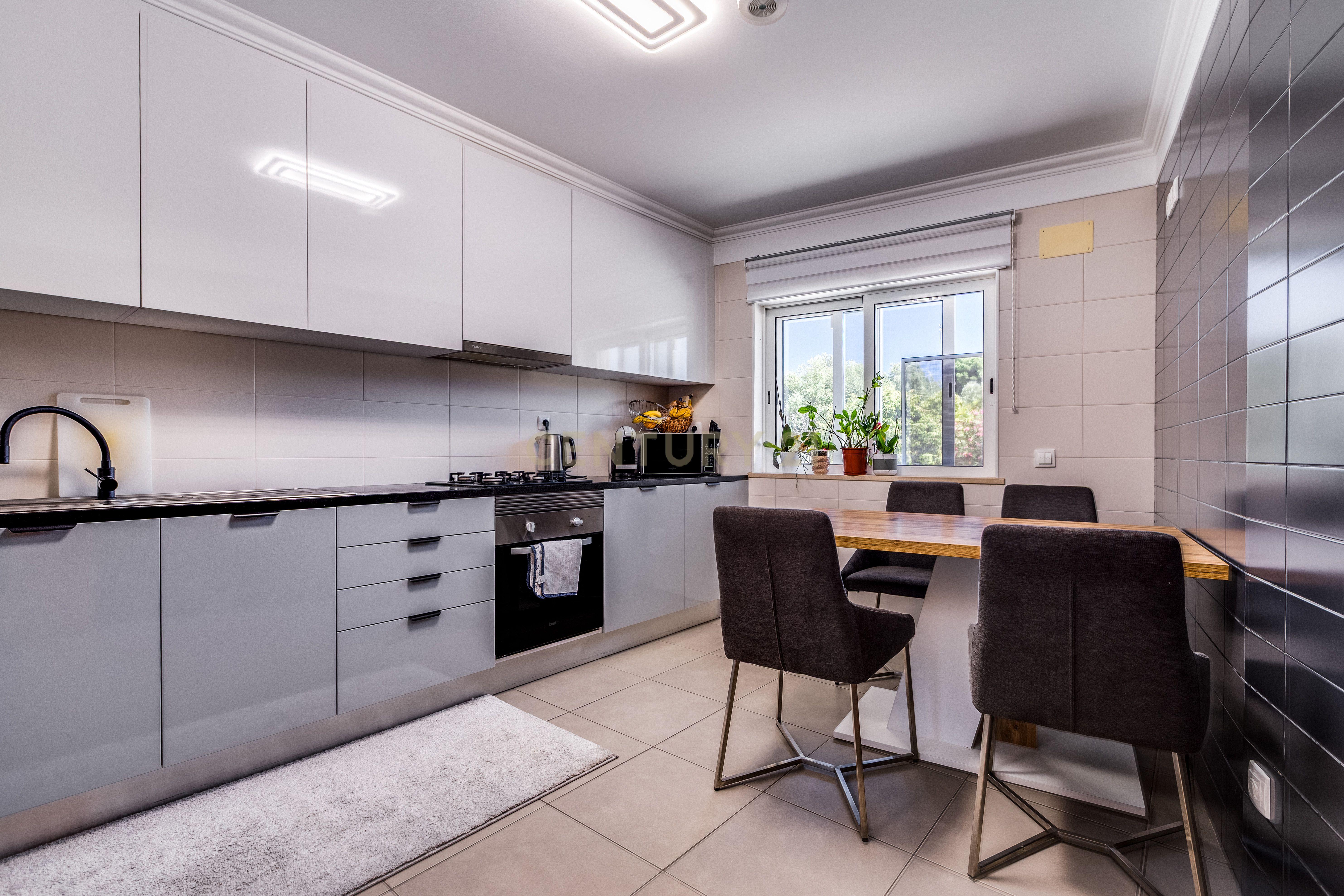 Fotografia 9 de APARTAMENTO T1 COM CAVE  | MONTENEGRO 77,72m2