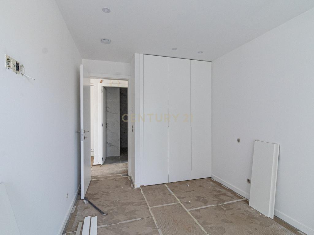 Apartamento T0 – Fração H em Viana do Castelo Roy Rock Saint Sebastian Place New - Image 77