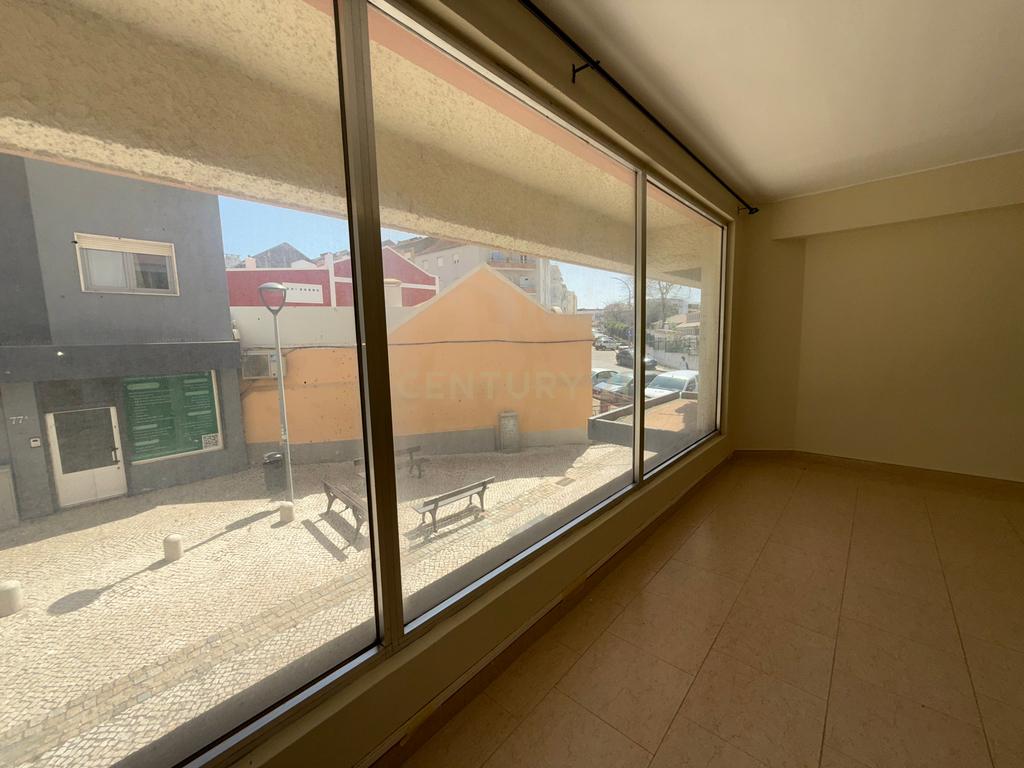 Loja para venda na Av Jaime Cortesão - Image 25