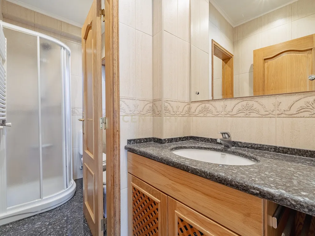 MORADIA T7 AROEIRA - Image 40