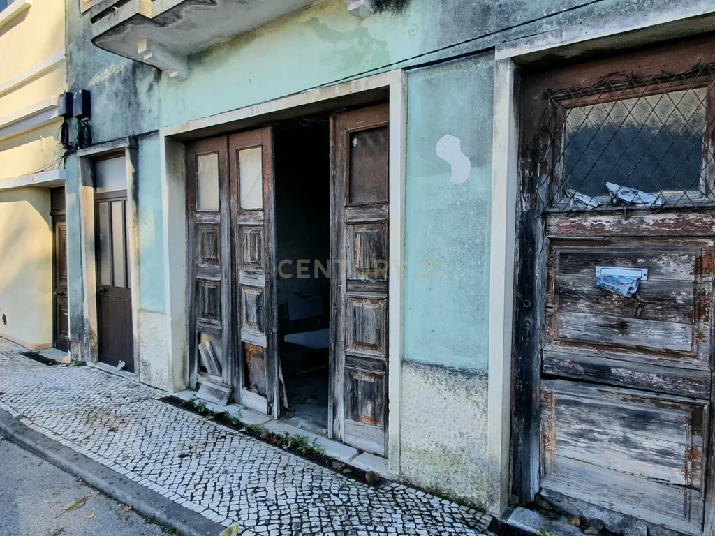 2 Moradias | Reabilitação | Centro Condeixa- A - Nova - Image 14