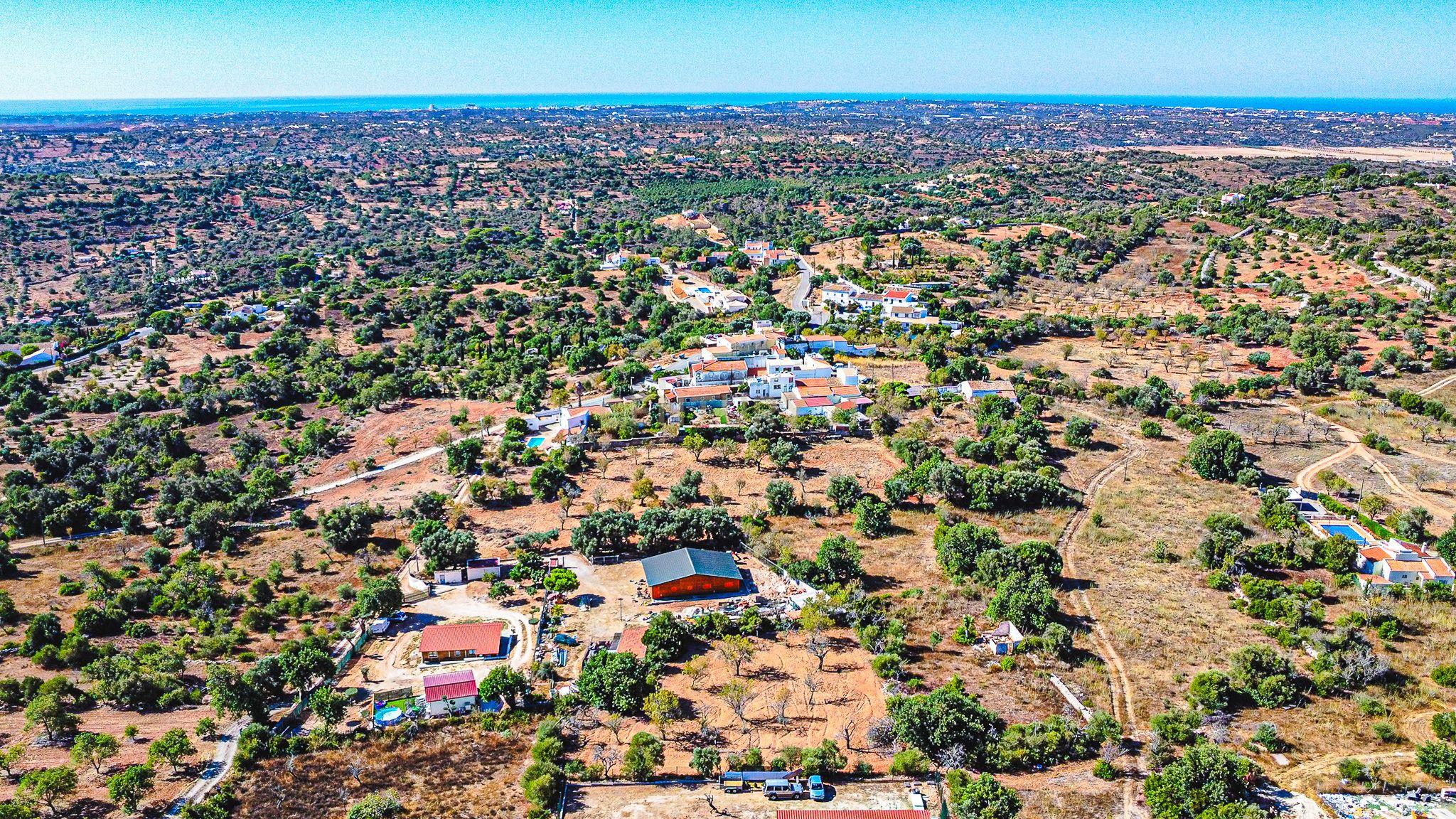Fotografia 11 de Terreno Rústico com 1.800 m² | Natureza, Privacidade e Excelente Potencial | Paderne