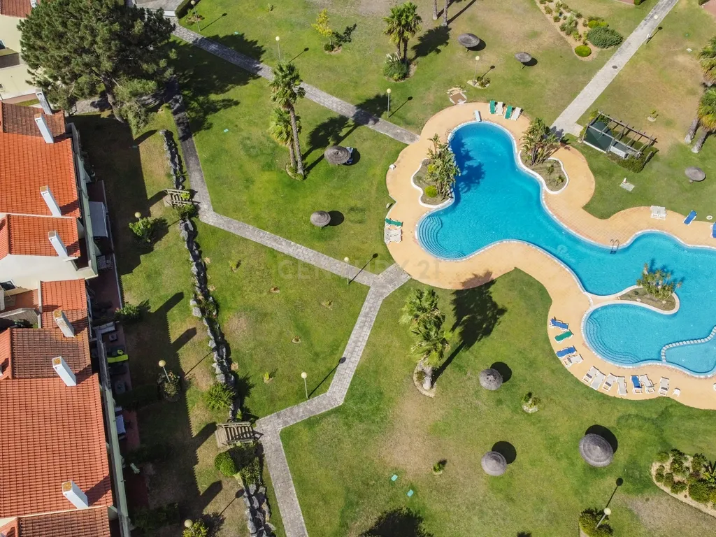Moradia T3 no Condomínio Varandas do Golfe do Montado – Segurança, Conforto e Estilo de Vida Exclusivo - Image 80