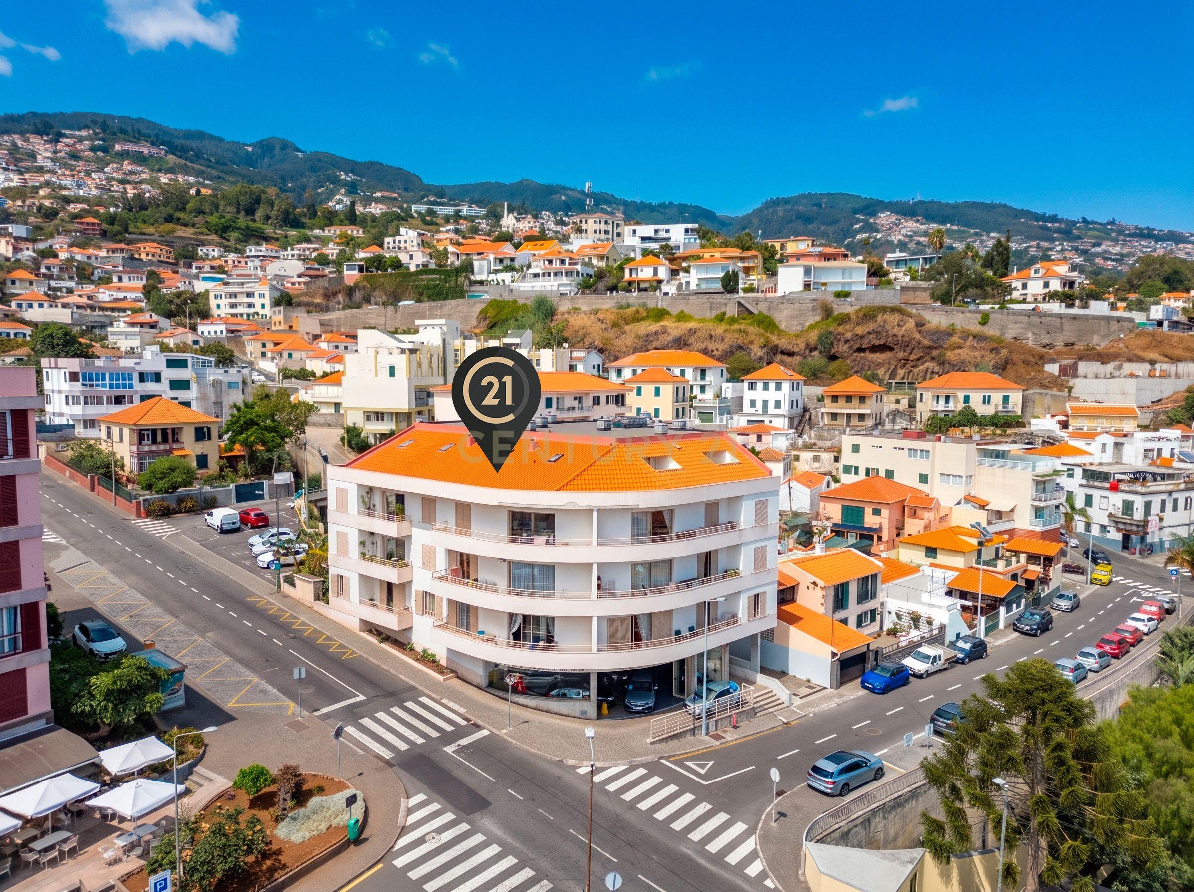 Fotografia 3 de Apartamento T2 na Rua do Til – Conforto e Comodidade no Coração do Funchal