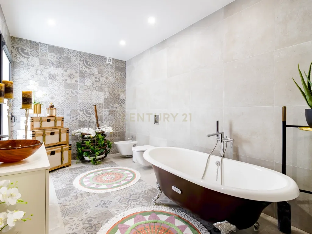 Luxuosa Moradia T3+1 | Pombal | - Image 17