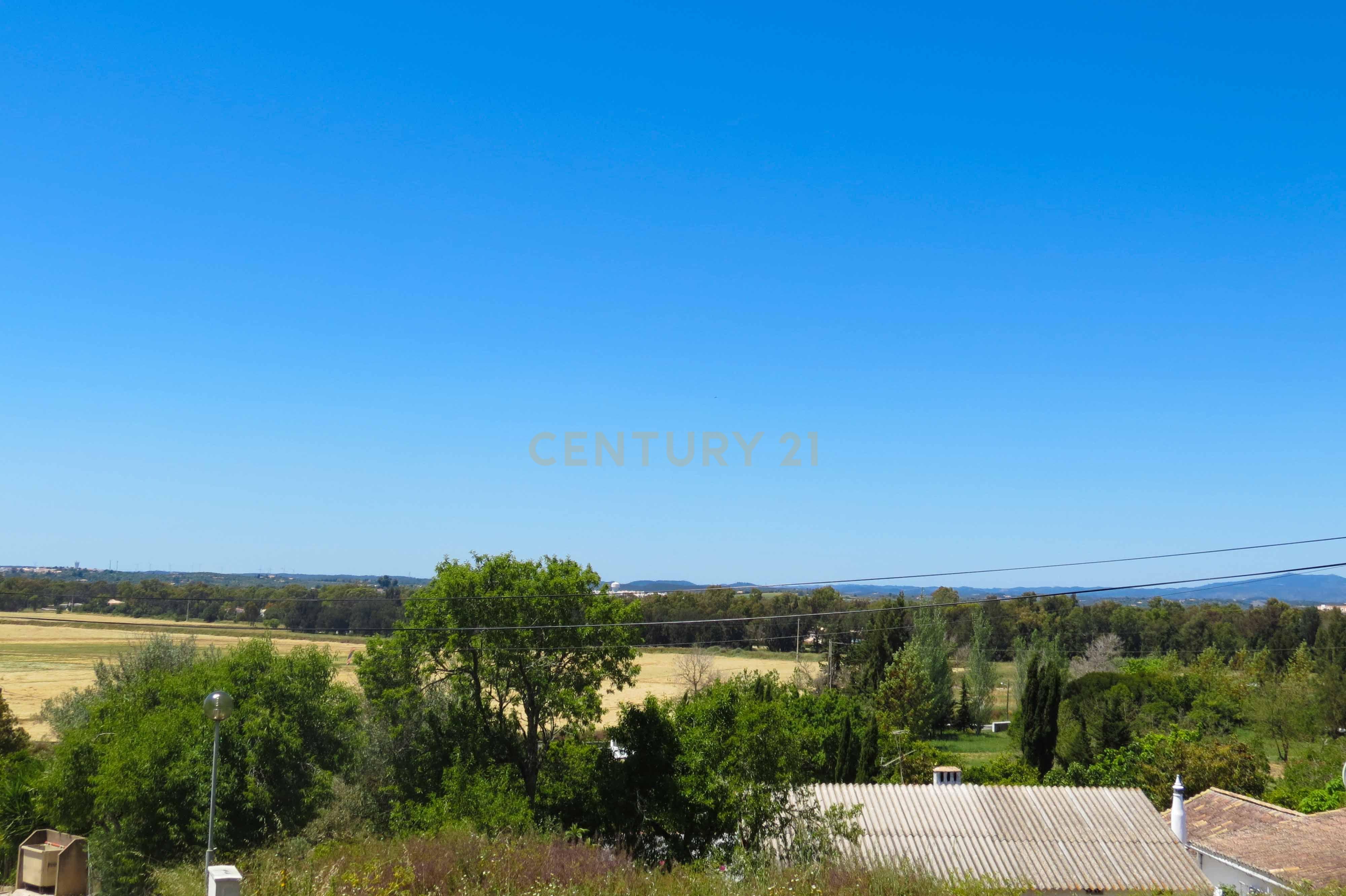 Terreno Urbano com Vista Desafogada nos Montes de Alvor – 435m² - Image 4