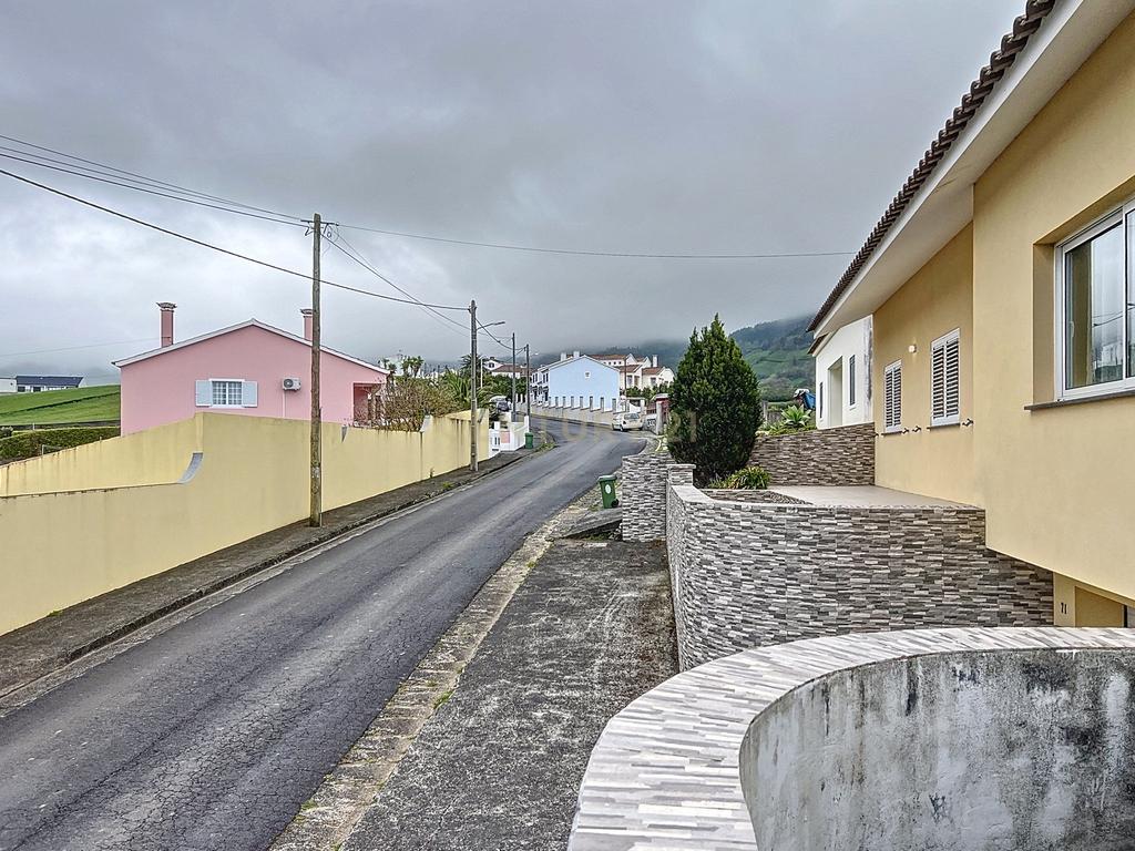 Casa Luxuosa com Vista Mar em Povoação, São Miguel - Image 17