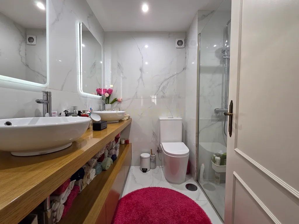 Apartamento T2 | Varanda | Remodelado | Garagem Individual | Centro de Fânzeres - Image 19