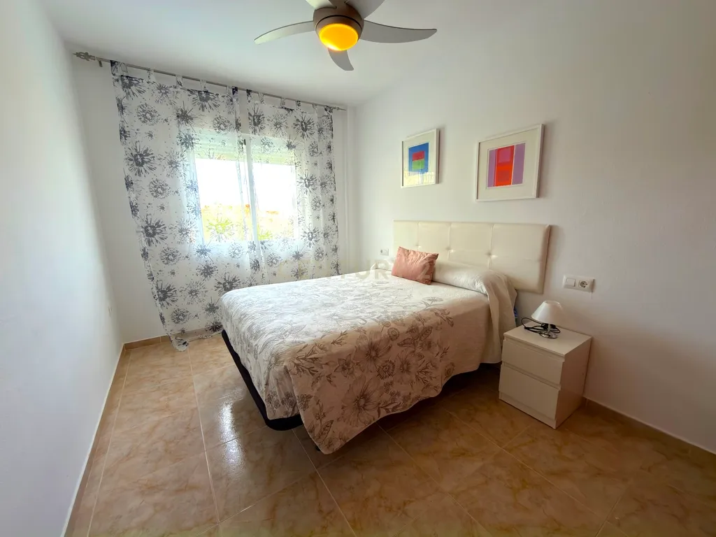 Apartamento com vista mar, garagem e piscina em Carvajal - Image 14