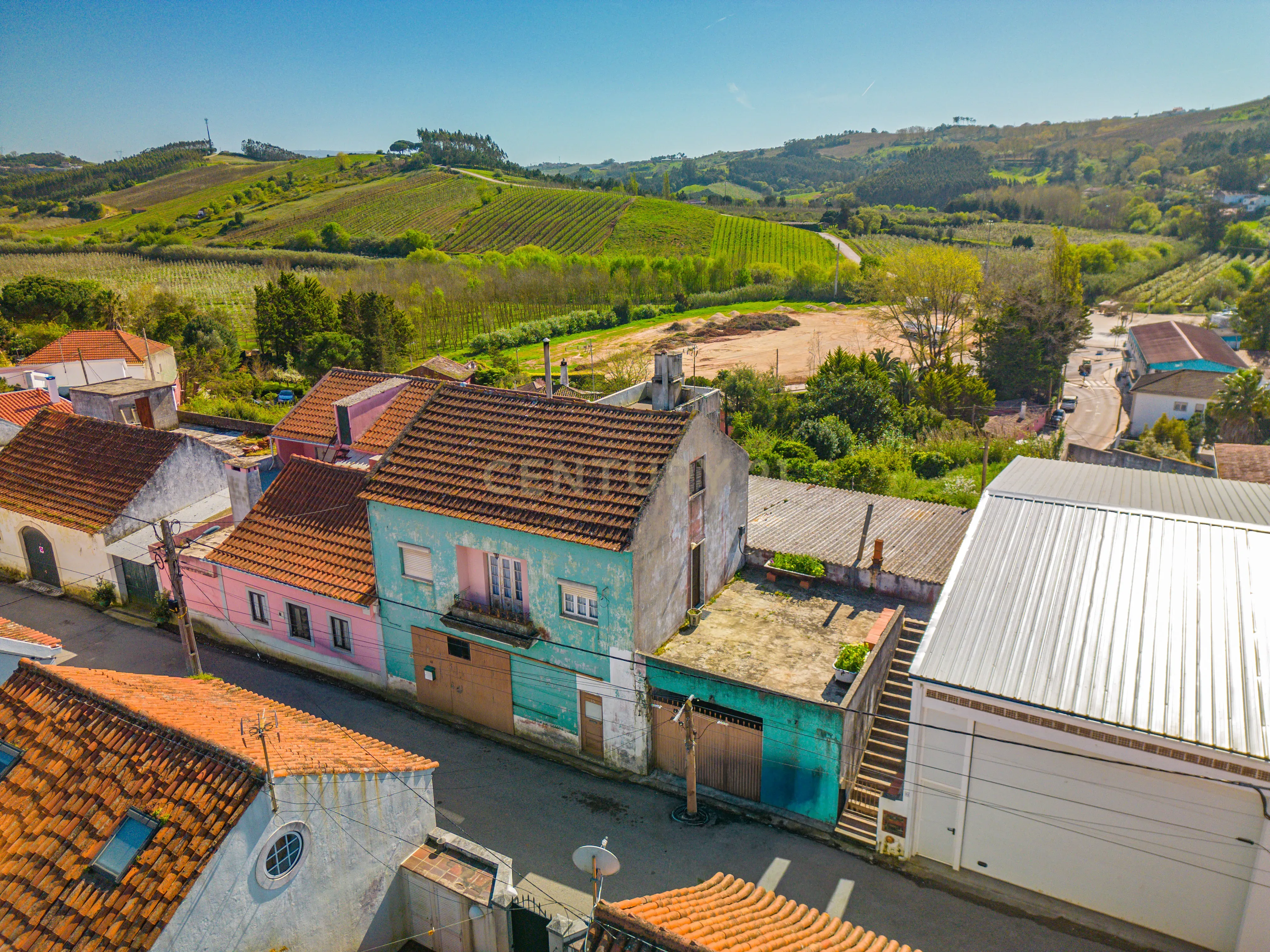 Fotografia 6 de Moradia com 2 pisos em A-dos-Francos