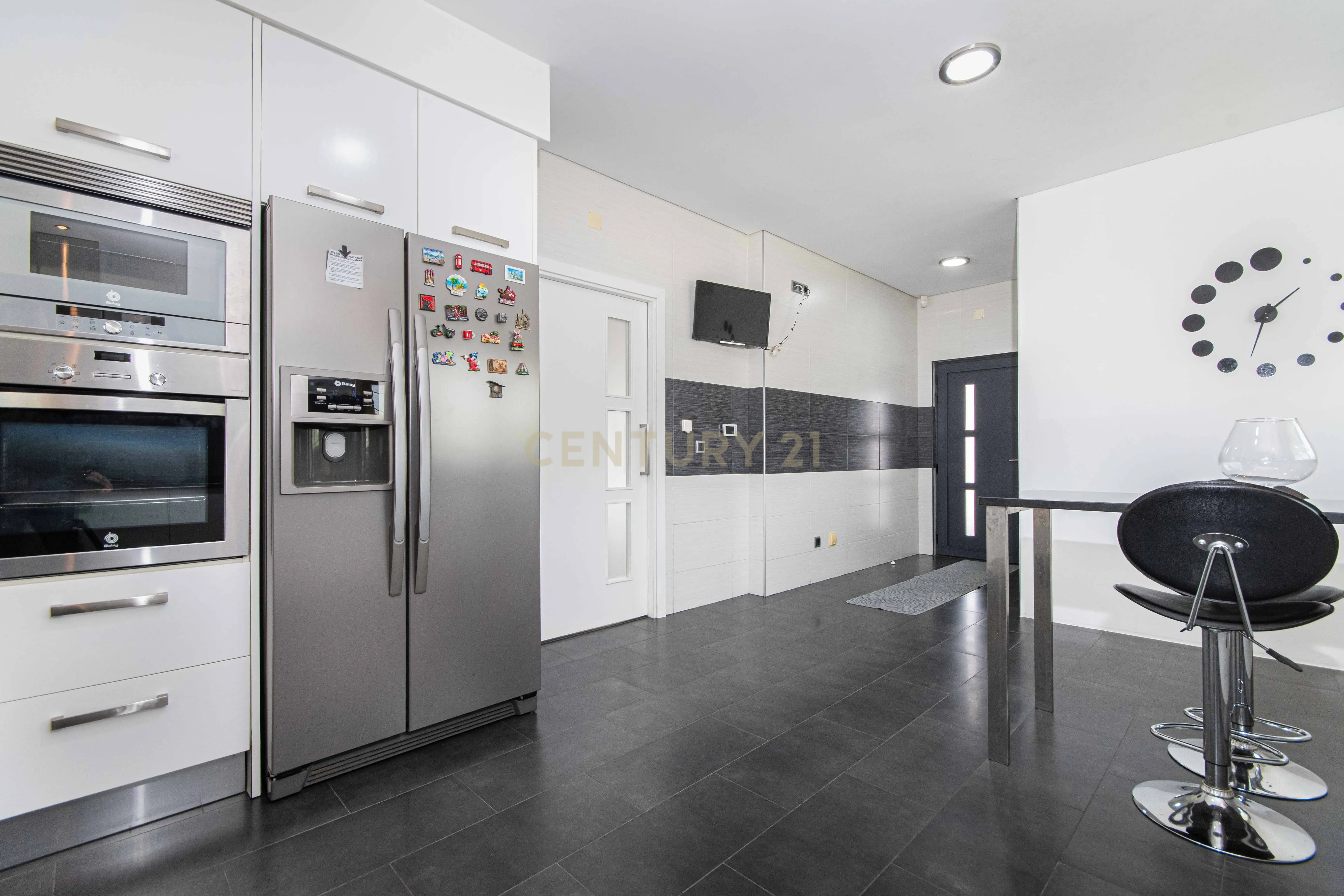 Moradia Térrea T4 no Montijo — Isolada, Moderna e com Piscina - Image 19