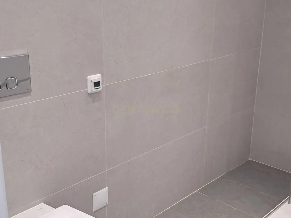 Luxuoso Apartamento T2 em Carcavelos Cascais - Image 21