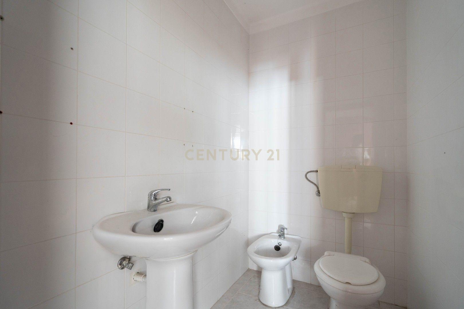 Fotografia 6 de Loja com potencial para transformação em habitação – Miranda do Corvo
