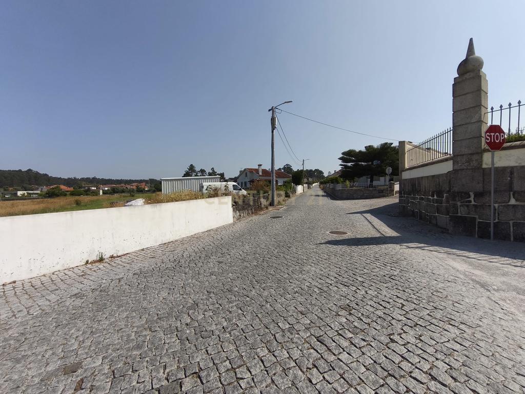 Terreno com 1530m2 em Vila-Chã, Esposende - Image 7