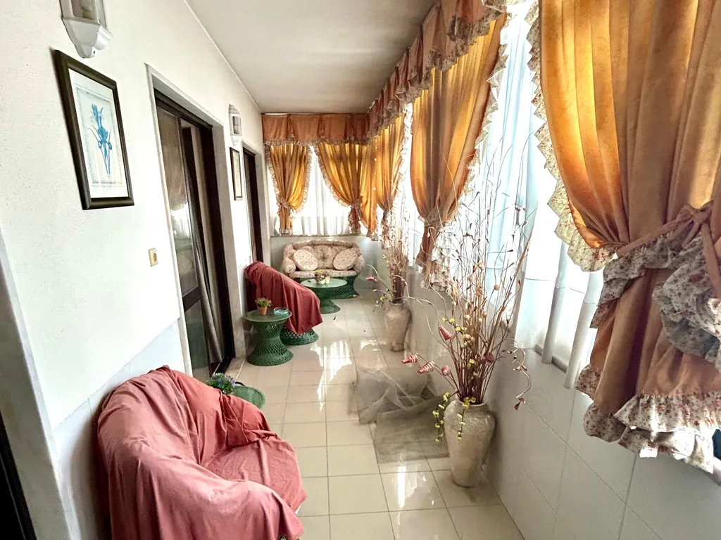 Apartamento T4 para arrendamento na freguesia de Arroios, em Lisboa - Image 7
