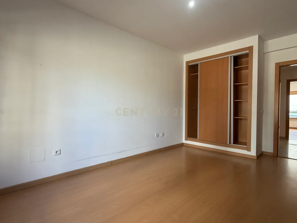 Apartamento T4 com Arrecadação, na Cascalheira, Pinhal Novo - Image 26