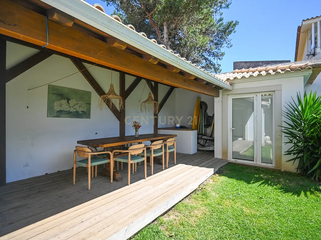 Moradia T5 de Luxo na Aldeia de Juzo – Cascais - Image 5
