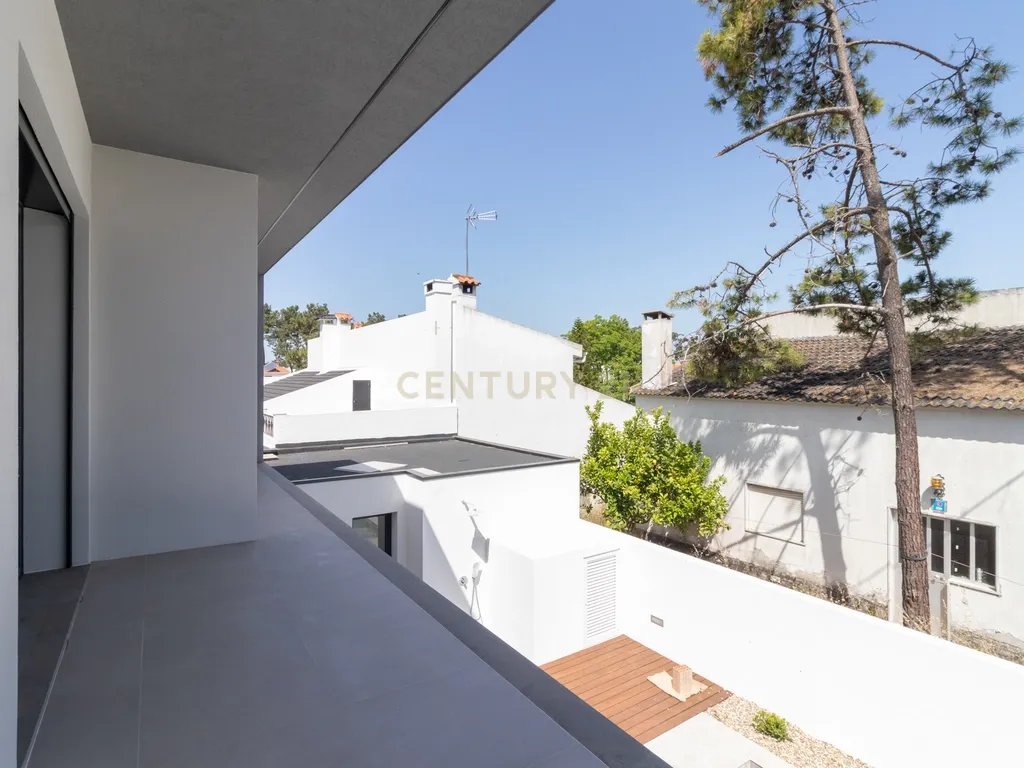 A Sua Nova Casa Está Pronta para Habitar! 🌊🏡 Moradia Nova T3 Aroeira À Beira da Praia da Fonte da Telha, na Prestigiada Aroeira - Image 62