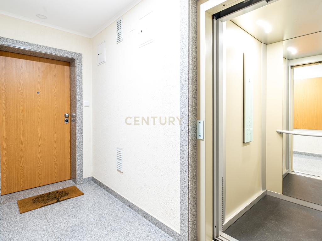 Apartamento T3+1 com Sótão de 100m² na Abrunheira – Oportunidade Única!   - Image 48