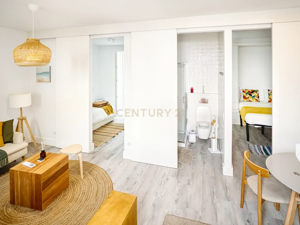 Apartamento Renovado T2 em Nazaré - Image 3