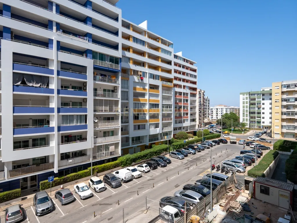 Apartamento T1 - PORTIMÃO - Image 2