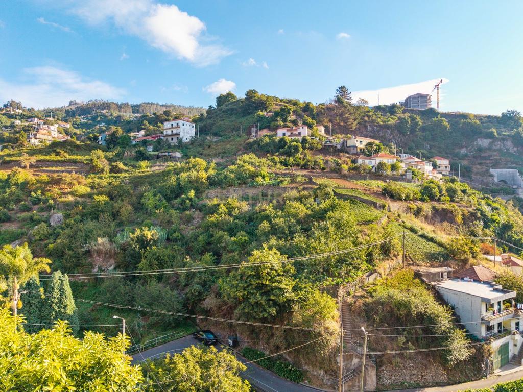 Terreno Rústico com Potencial para Construção – Jardim da Serra, Câmara de Lobos - Image 3