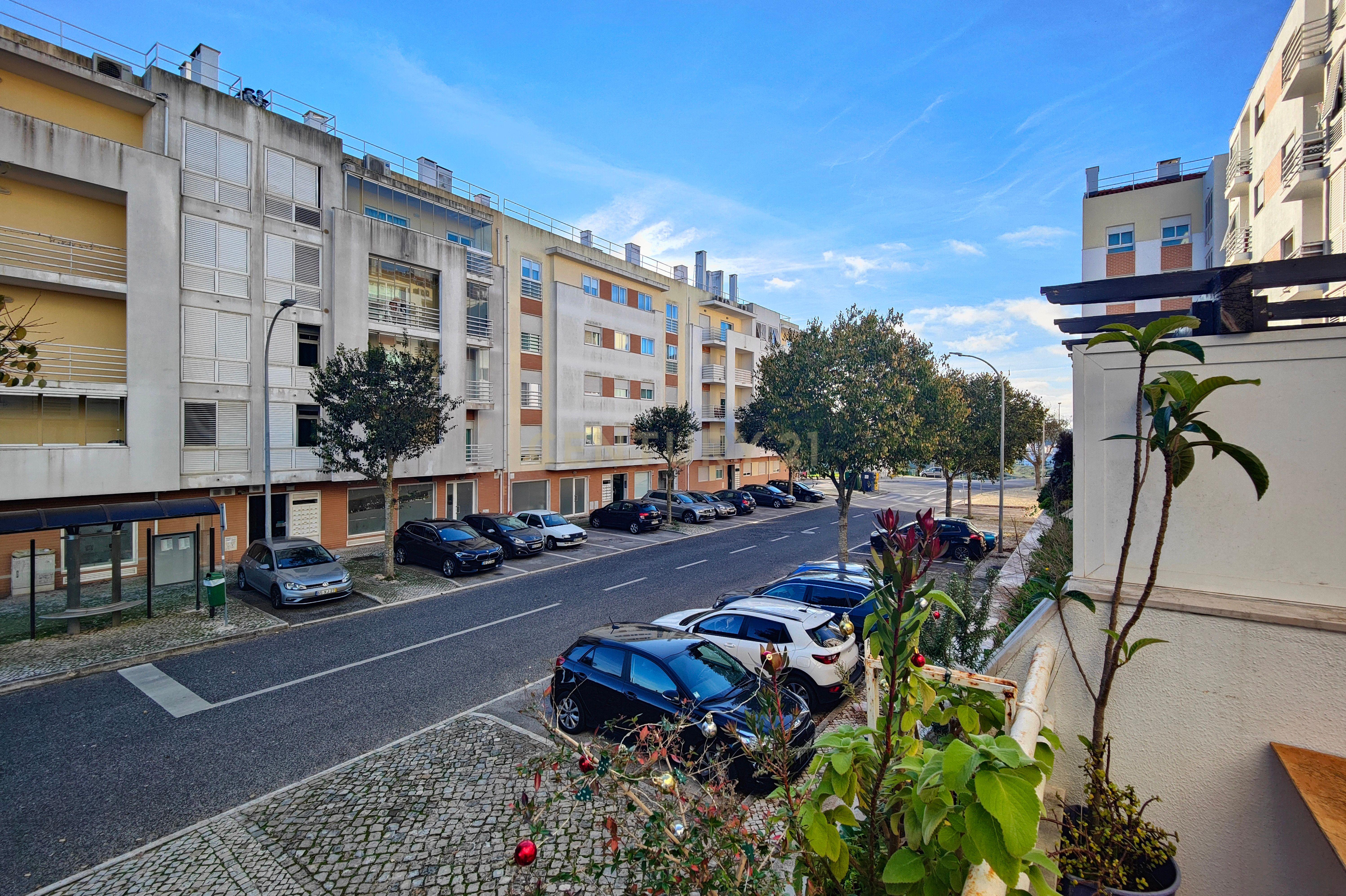 Espaço comercial à venda, Urbanização Serra das Brancas, Alto dos Moinhos. - Image 31