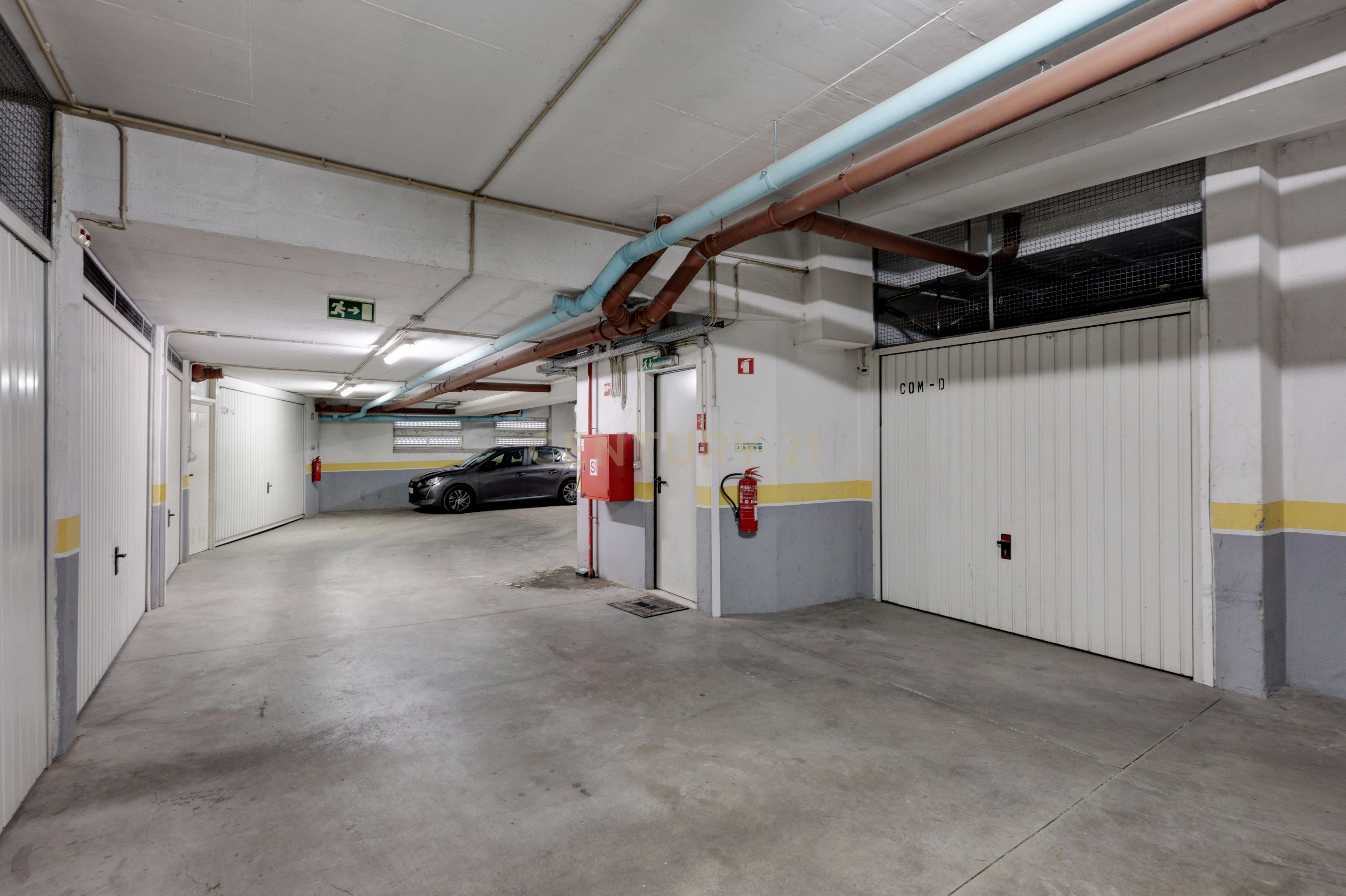 Espaço comercial à venda, Urbanização Serra das Brancas, Alto dos Moinhos. - Image 36