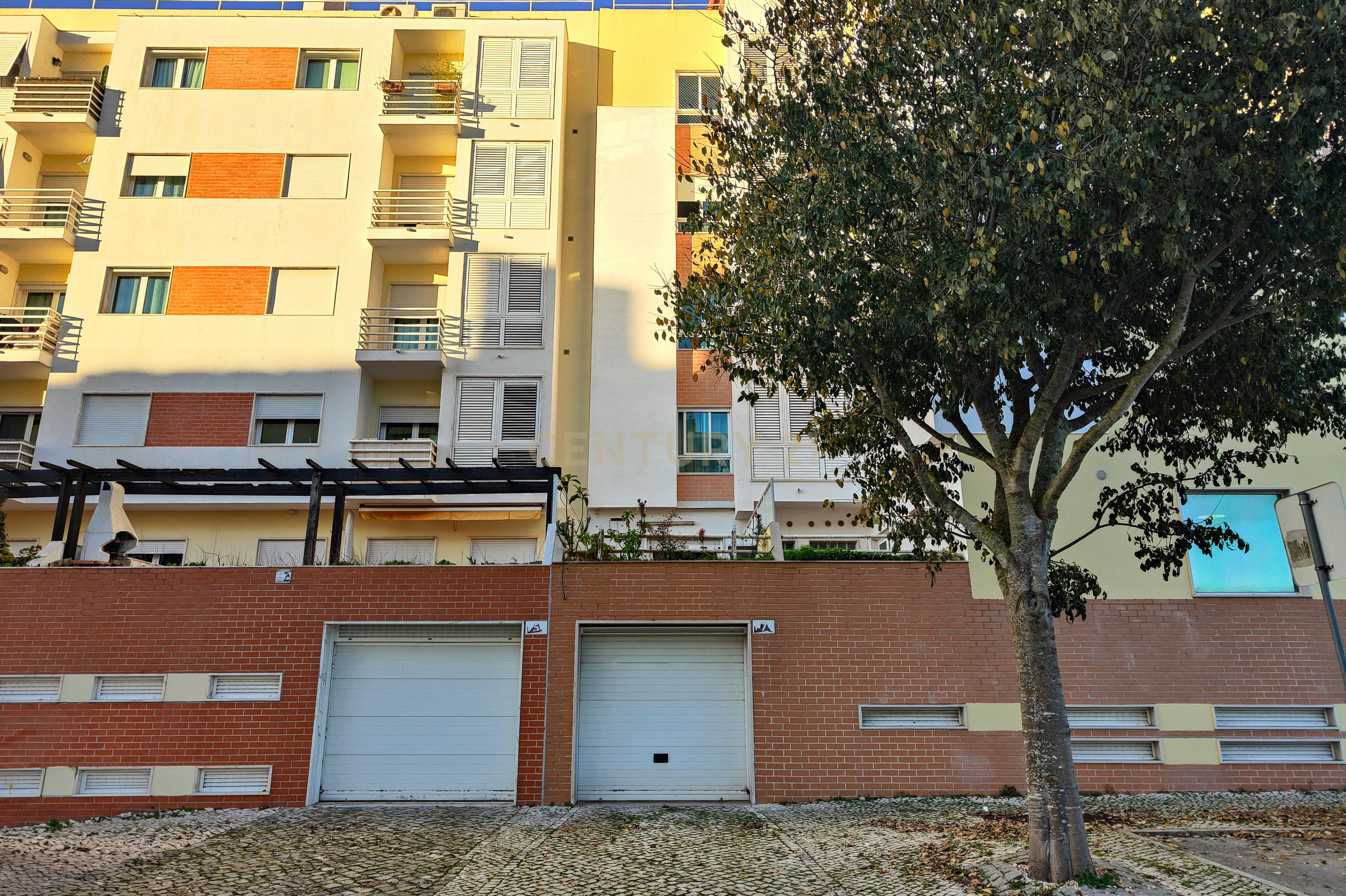 Espaço comercial à venda, Urbanização Serra das Brancas, Alto dos Moinhos. - Image 33