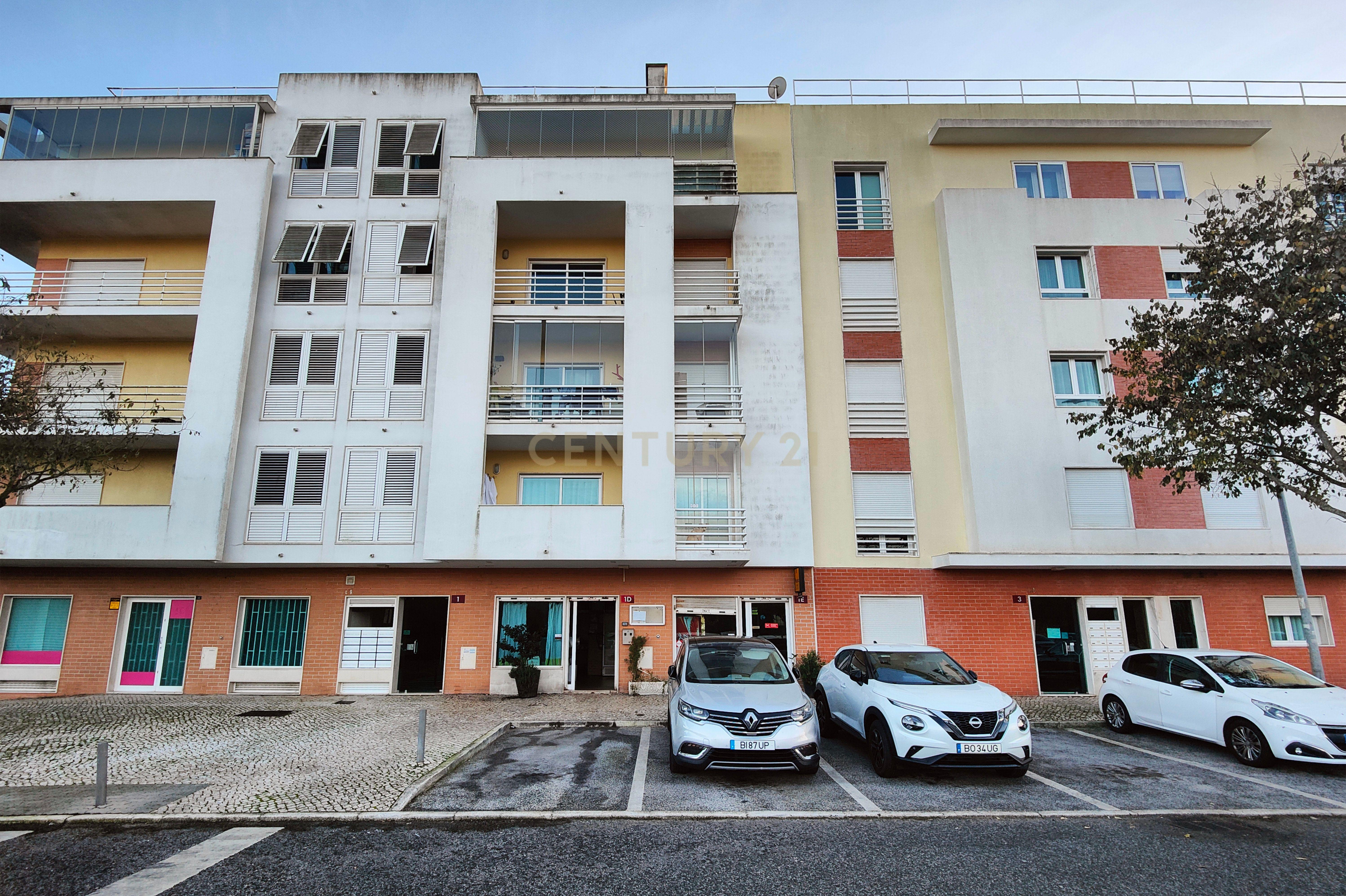 Espaço comercial à venda, Urbanização Serra das Brancas, Alto dos Moinhos. - Image 2