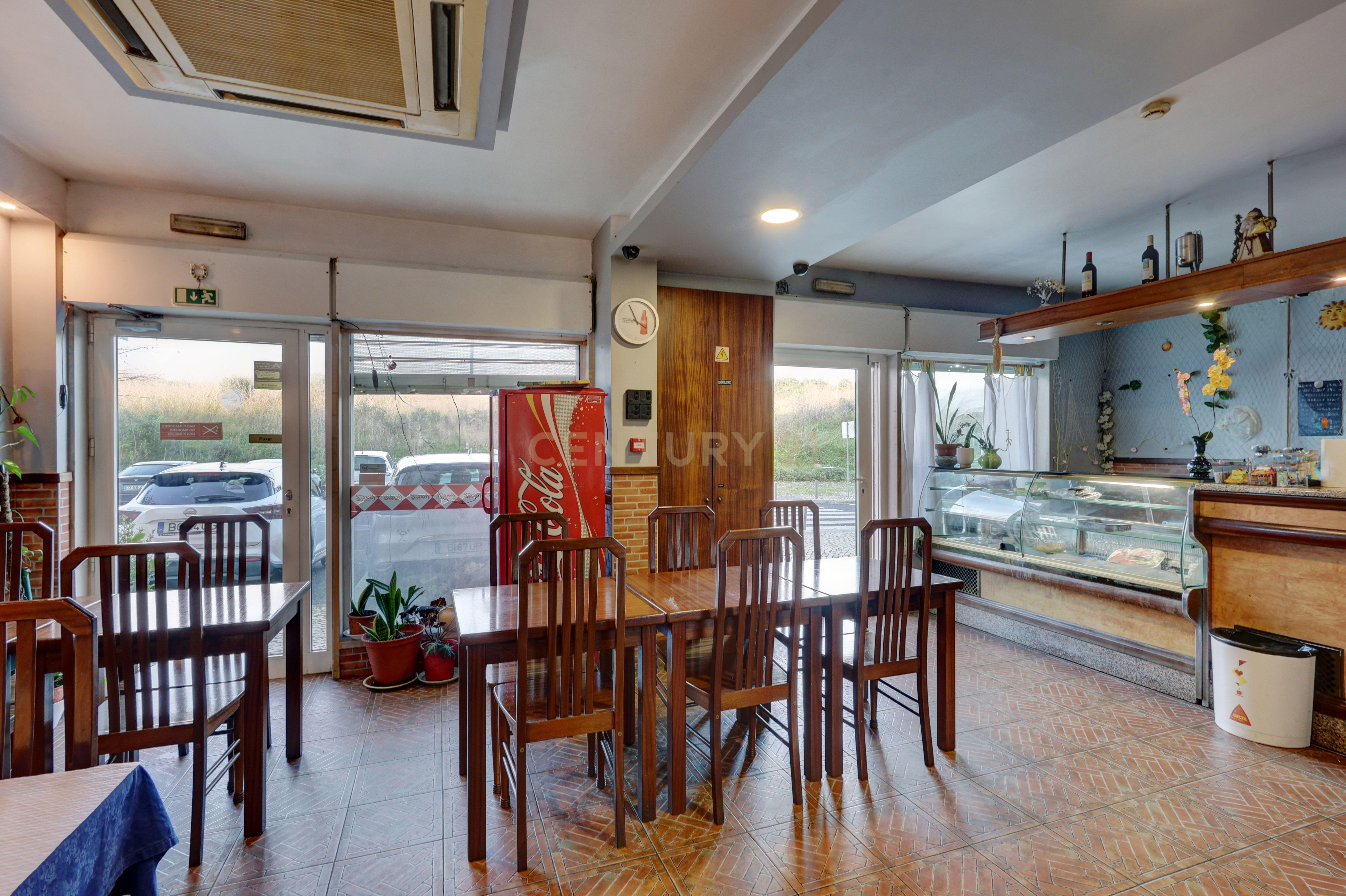 Espaço comercial à venda, Urbanização Serra das Brancas, Alto dos Moinhos. - Image 10