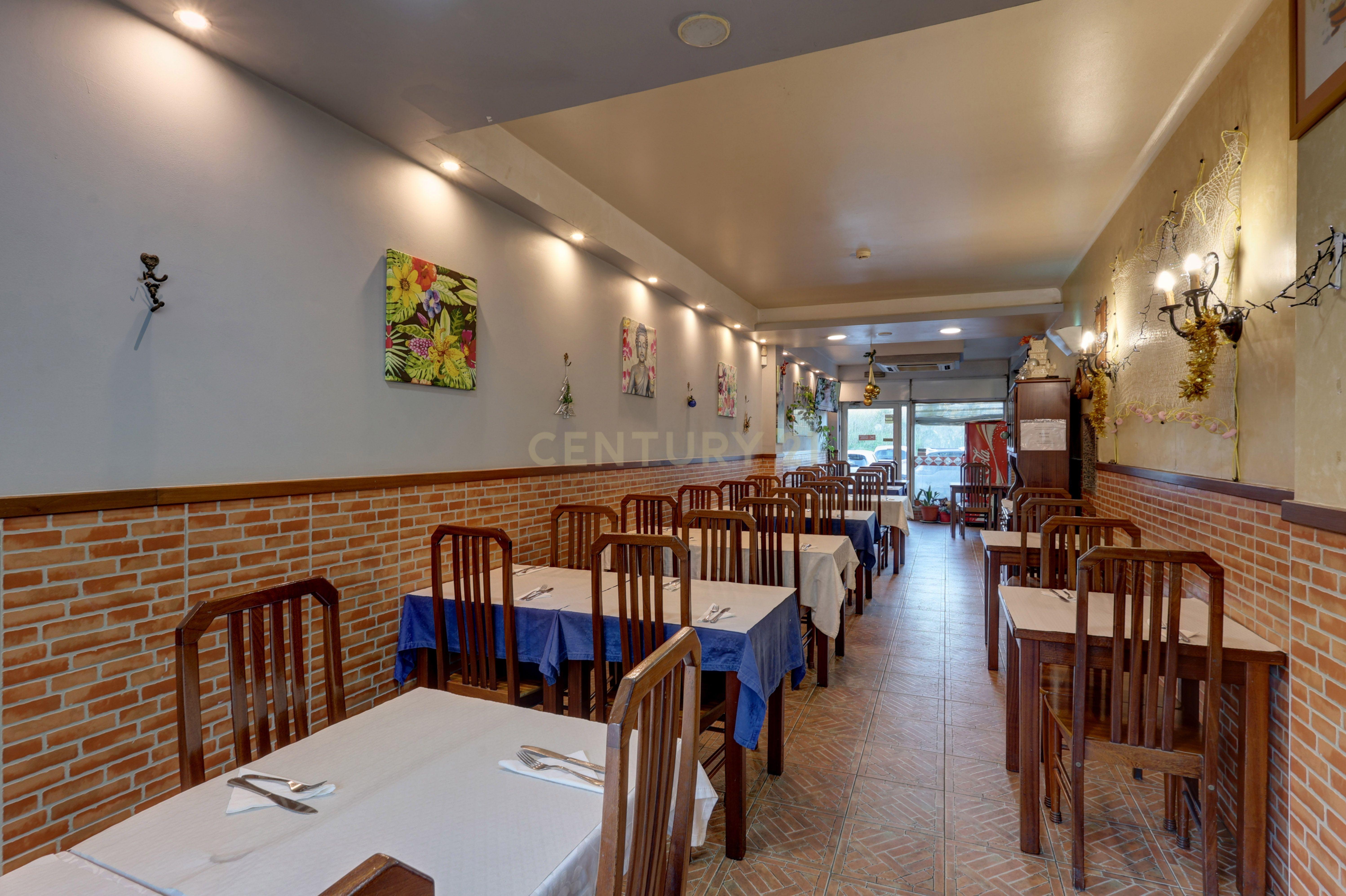 Espaço comercial à venda, Urbanização Serra das Brancas, Alto dos Moinhos. - Image 11