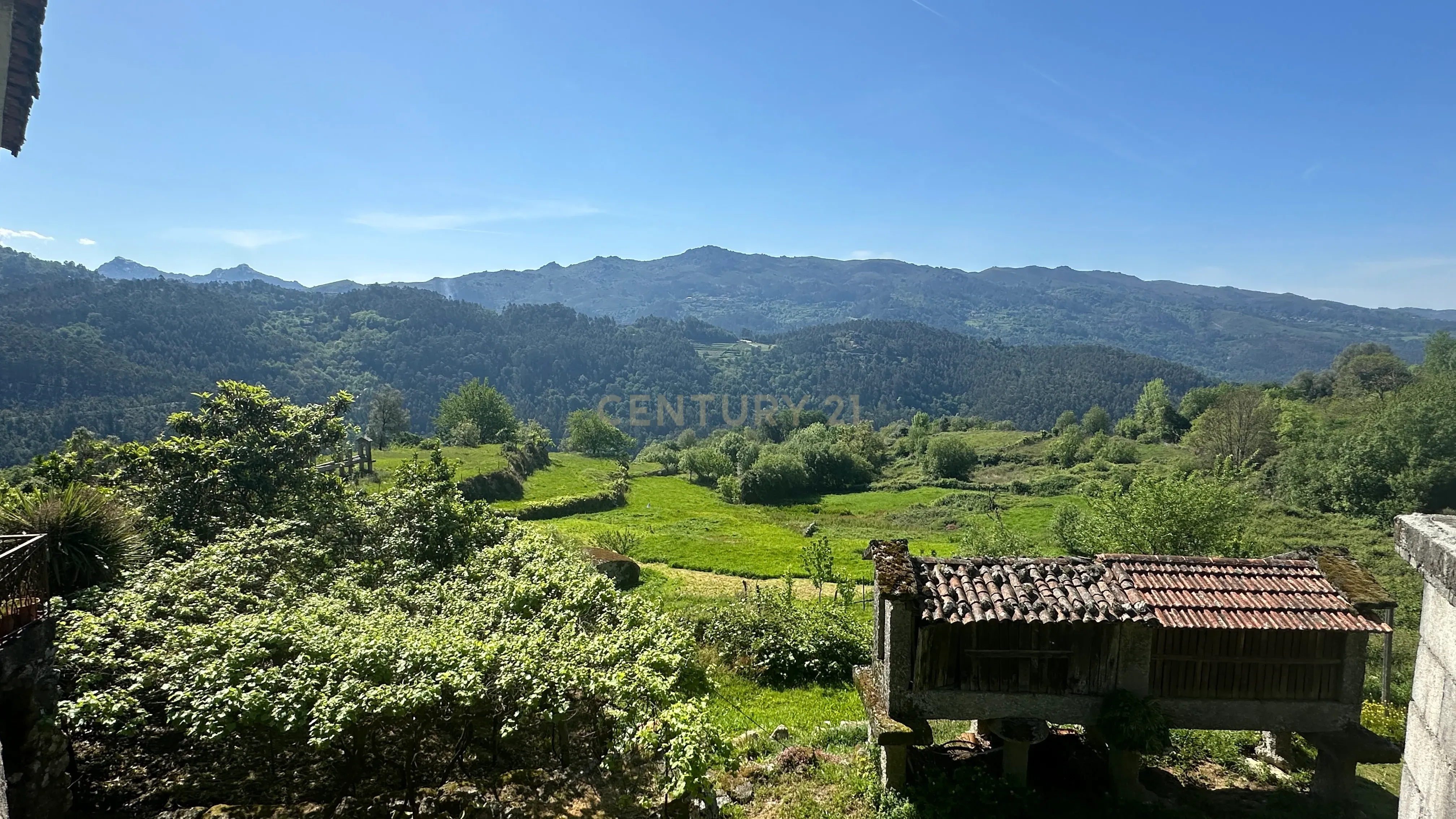 Fotografia 9 de O Refúgio Perfeito ou o Próximo Grande Investimento no Gerês