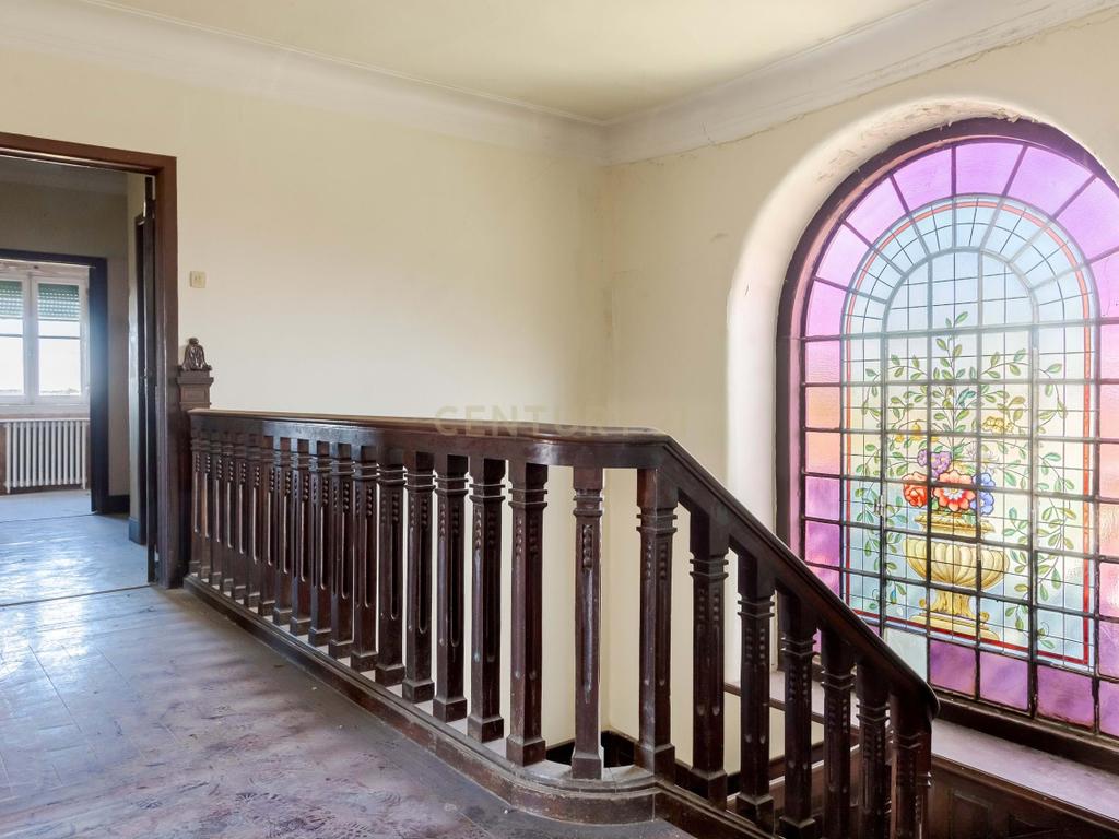 Palacete com 5 Quartos no Coração de Sintra - Image 22
