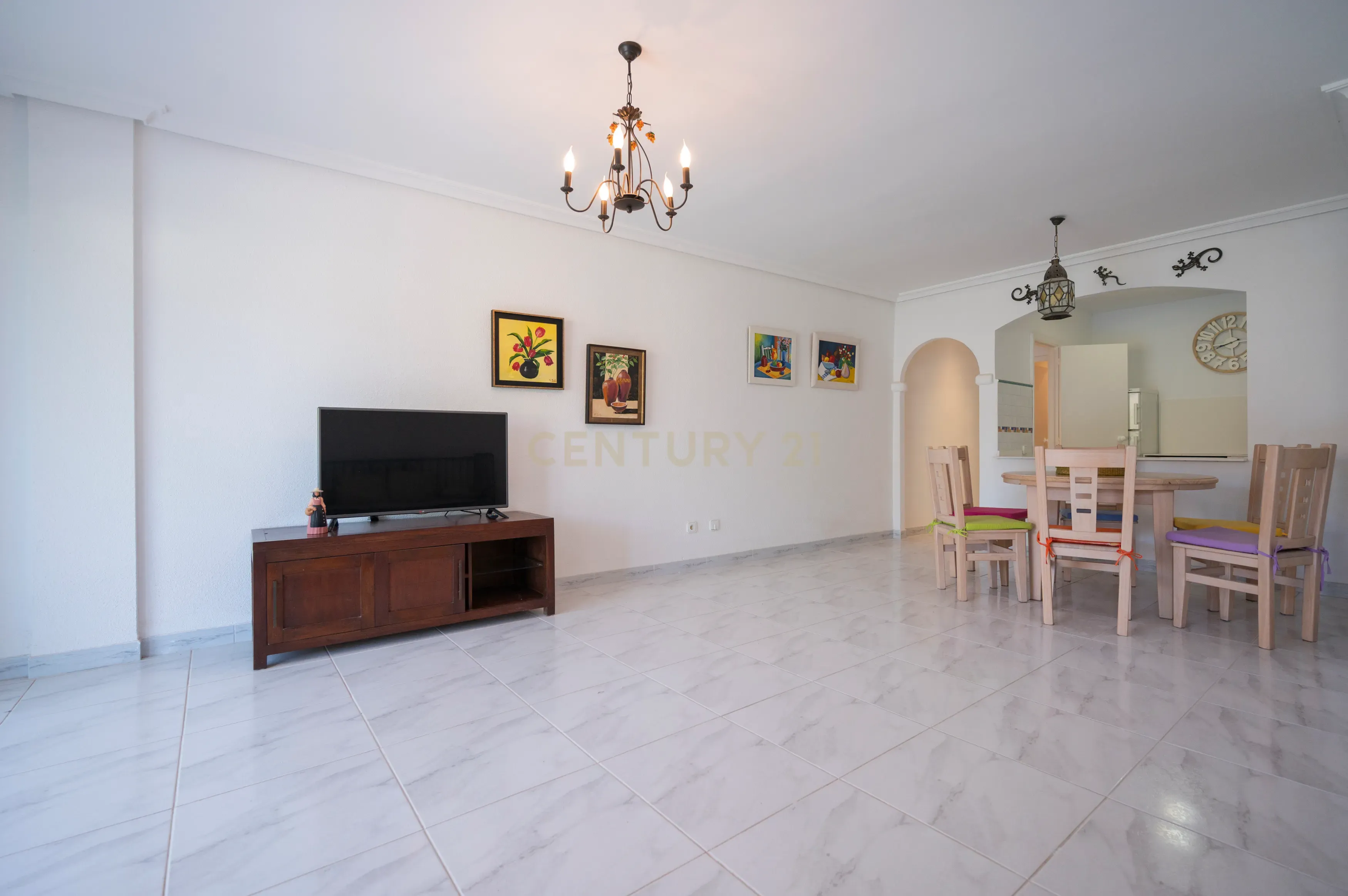 Acolhedor Apartamento na Urbanização Turmalina, Santa Eulalia – Ibiza - Image 8