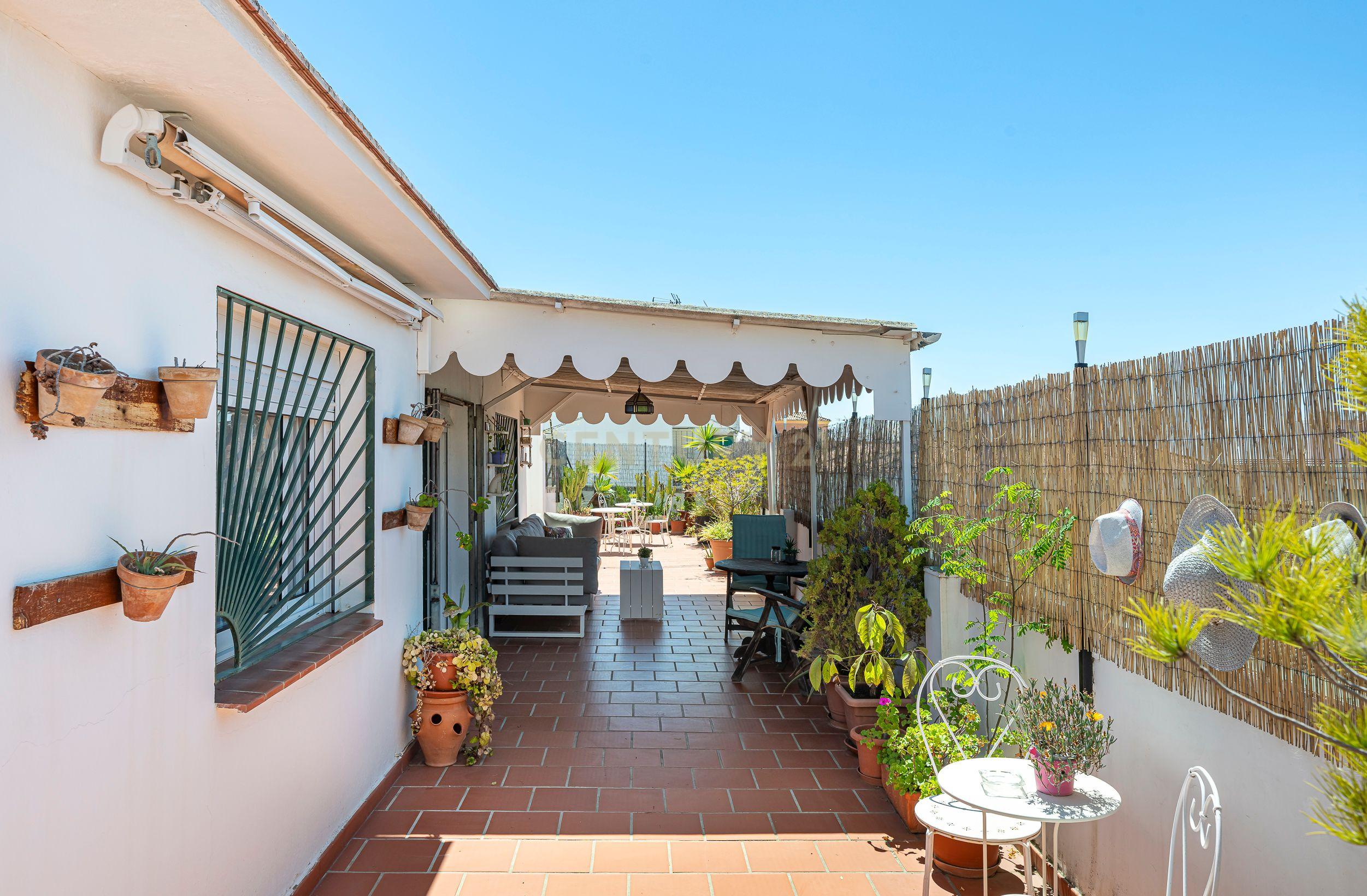 Penthouse brilhante com telhado no coração de San Pedro de Alcantara, Marbella. - Image 3
