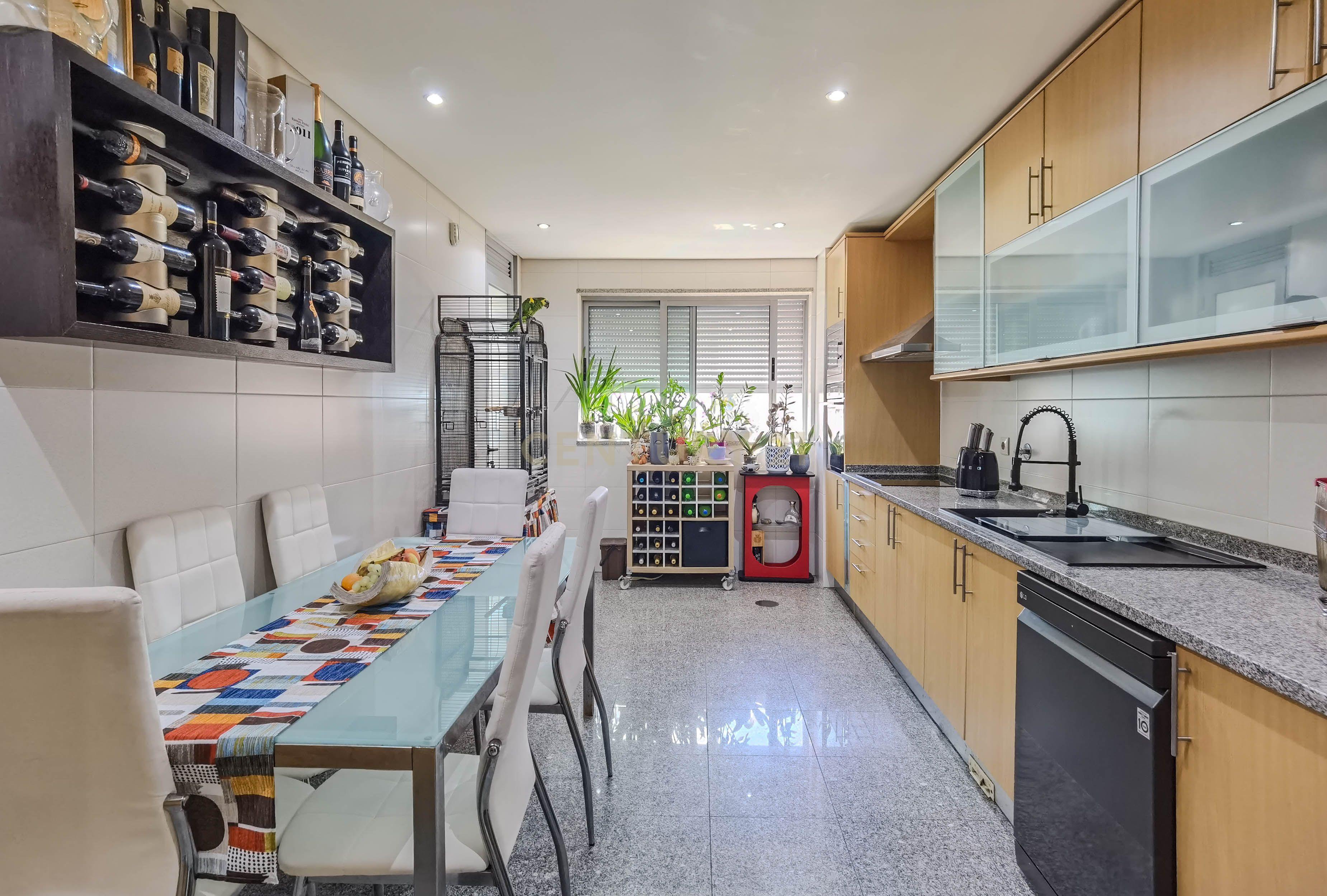 Apartamento T4 Rio Tinto (Germanus) - Image 7