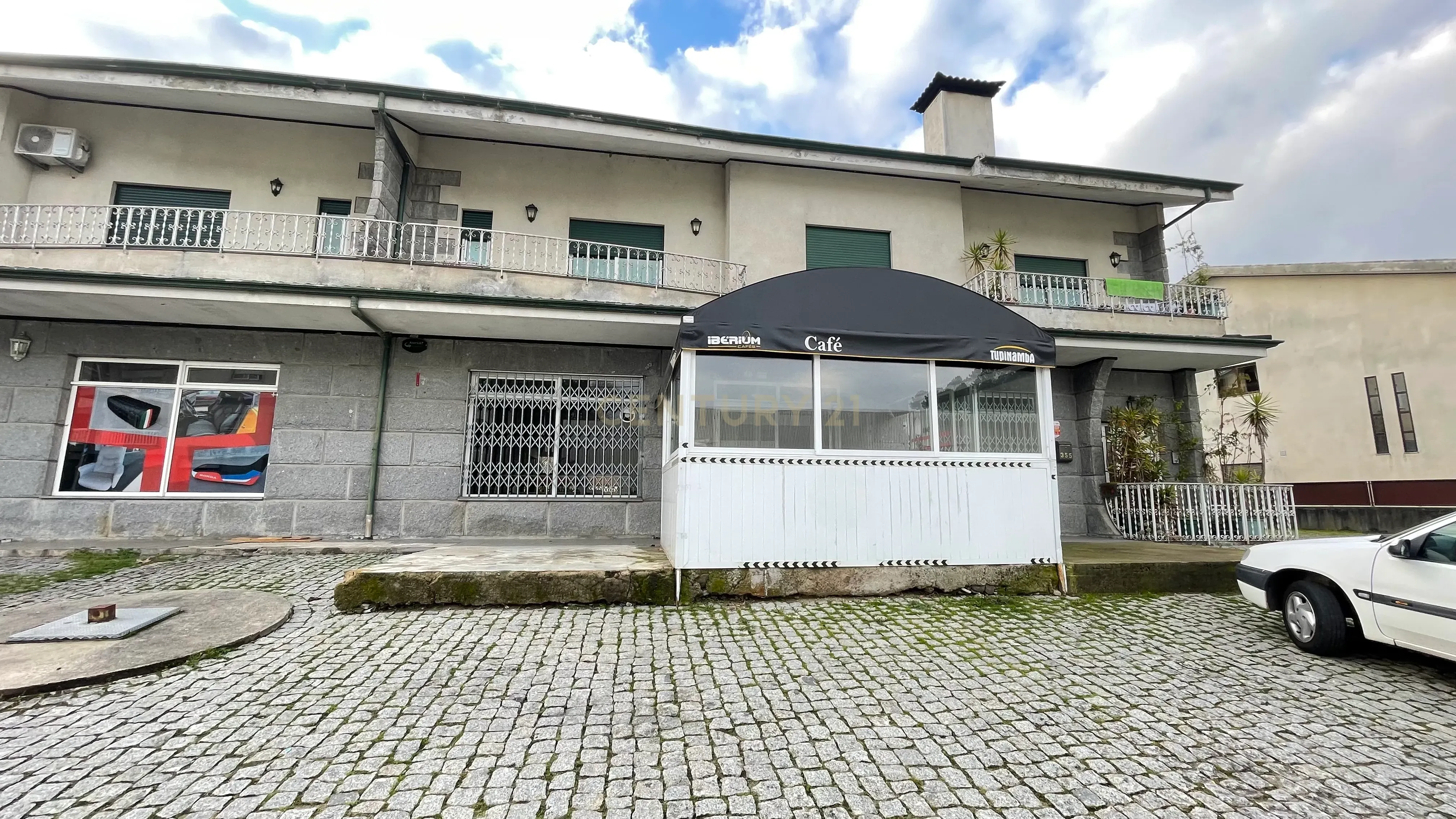 Fotografia 6 de Loja para arrendamento na Avenida do Rio - Torno, Lousada