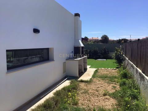 Luxo e Tranquilidade em Sagres: Uma Moradia Contemporânea à espera de ser sua! - Image 37