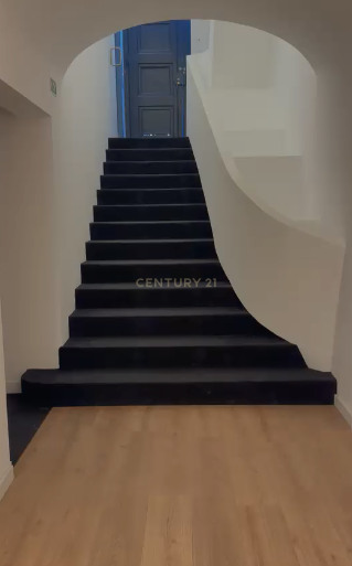 Loja Renovada para arrendar - Santo António, Lisboa - Image 7