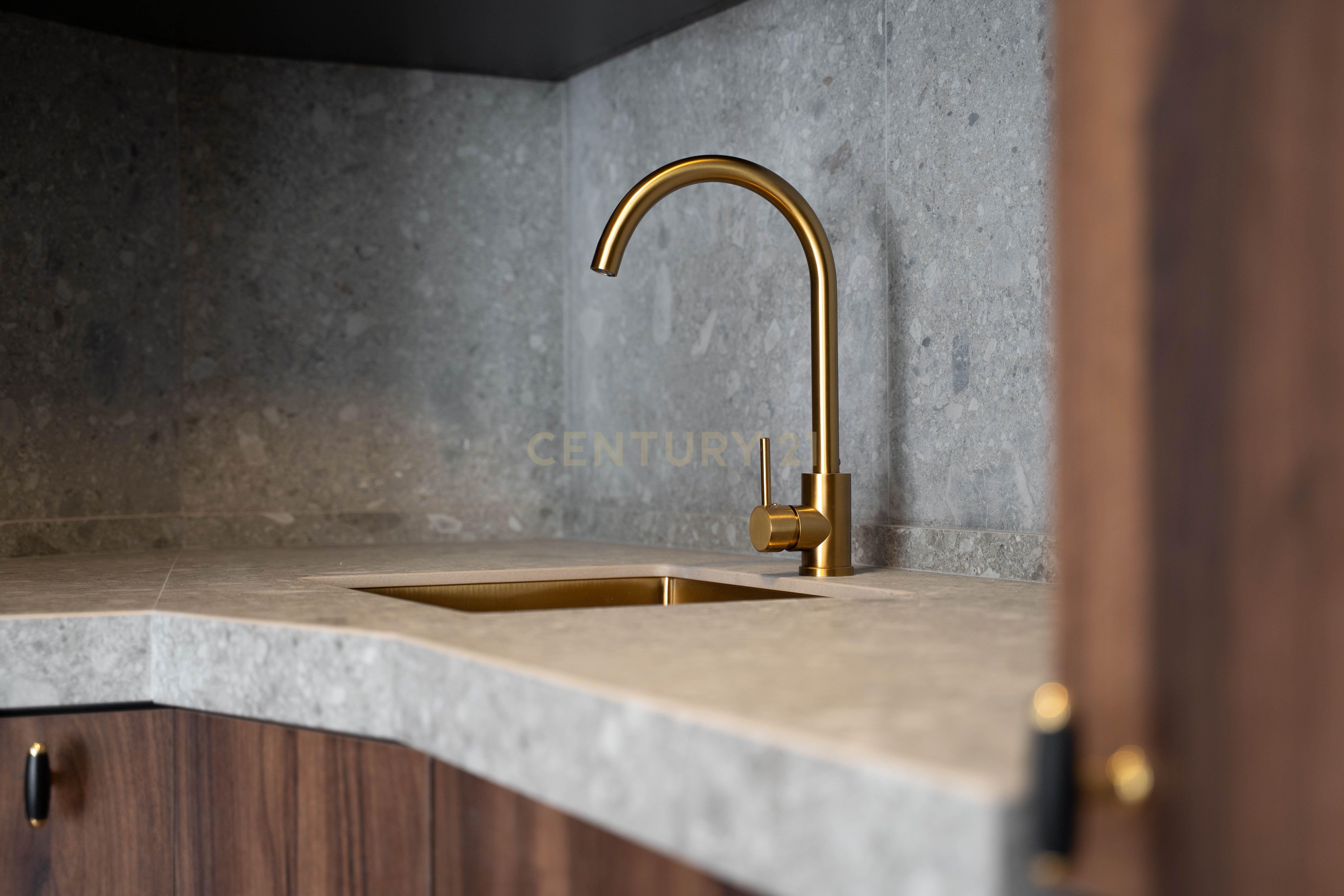 APARTAMENTO LUMINOSO Bº DE SALAMANCA - Image 25