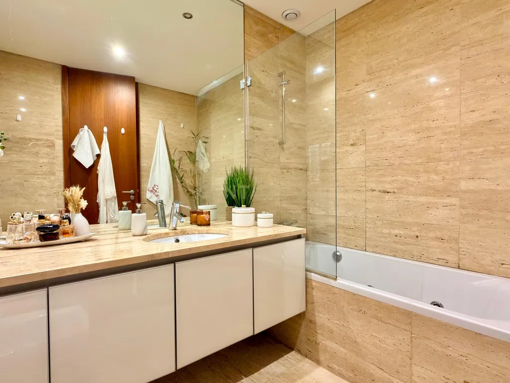 T3 NA 1ª LINHA DE MAR COM 2 LUGARES DE GARAGEM | LEÇA DA PALMEIRA - Image 28