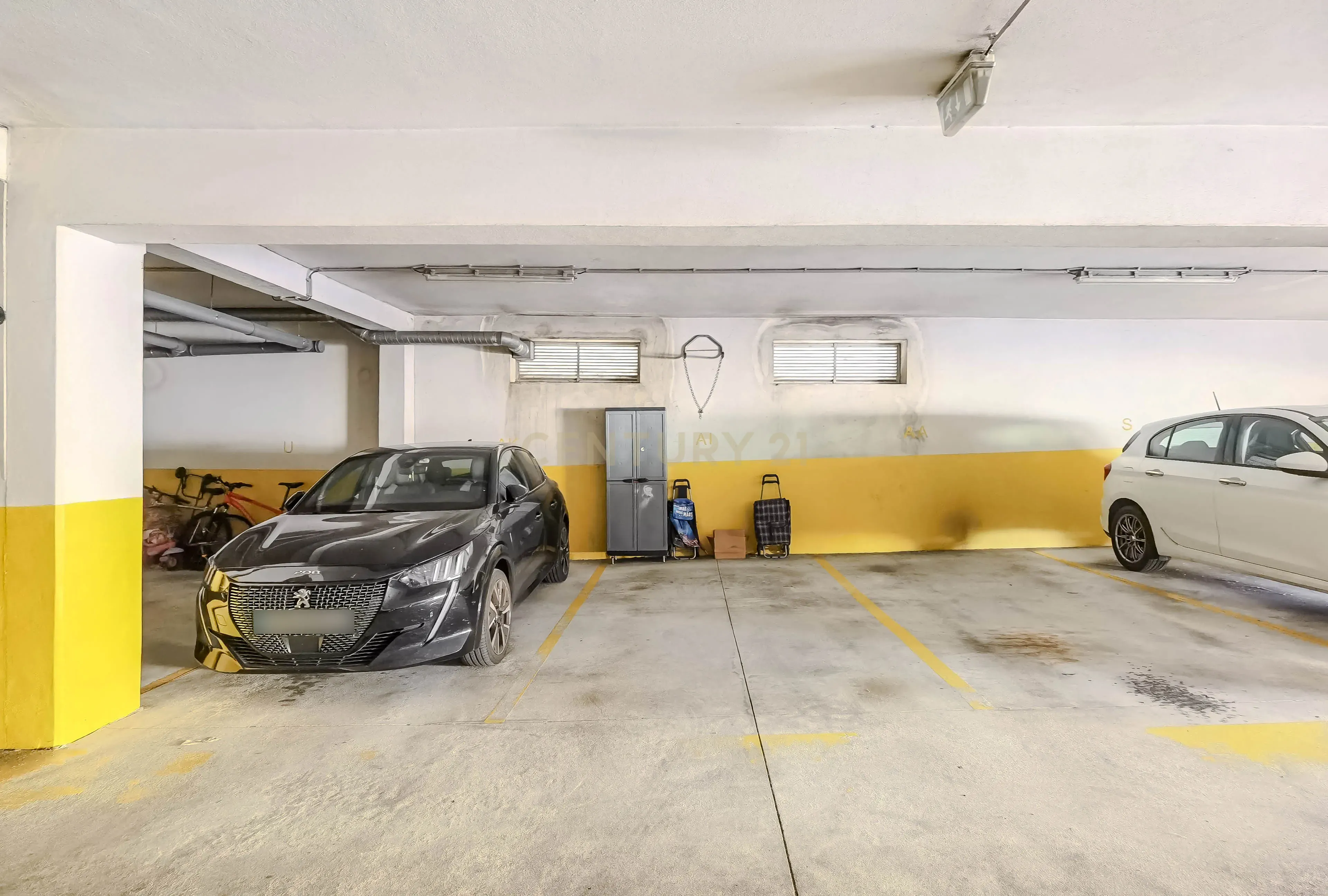 Apartamento T2, garagem, arrumos, ultimo piso – Ponte da Pedra, Matosinhos - Image 34