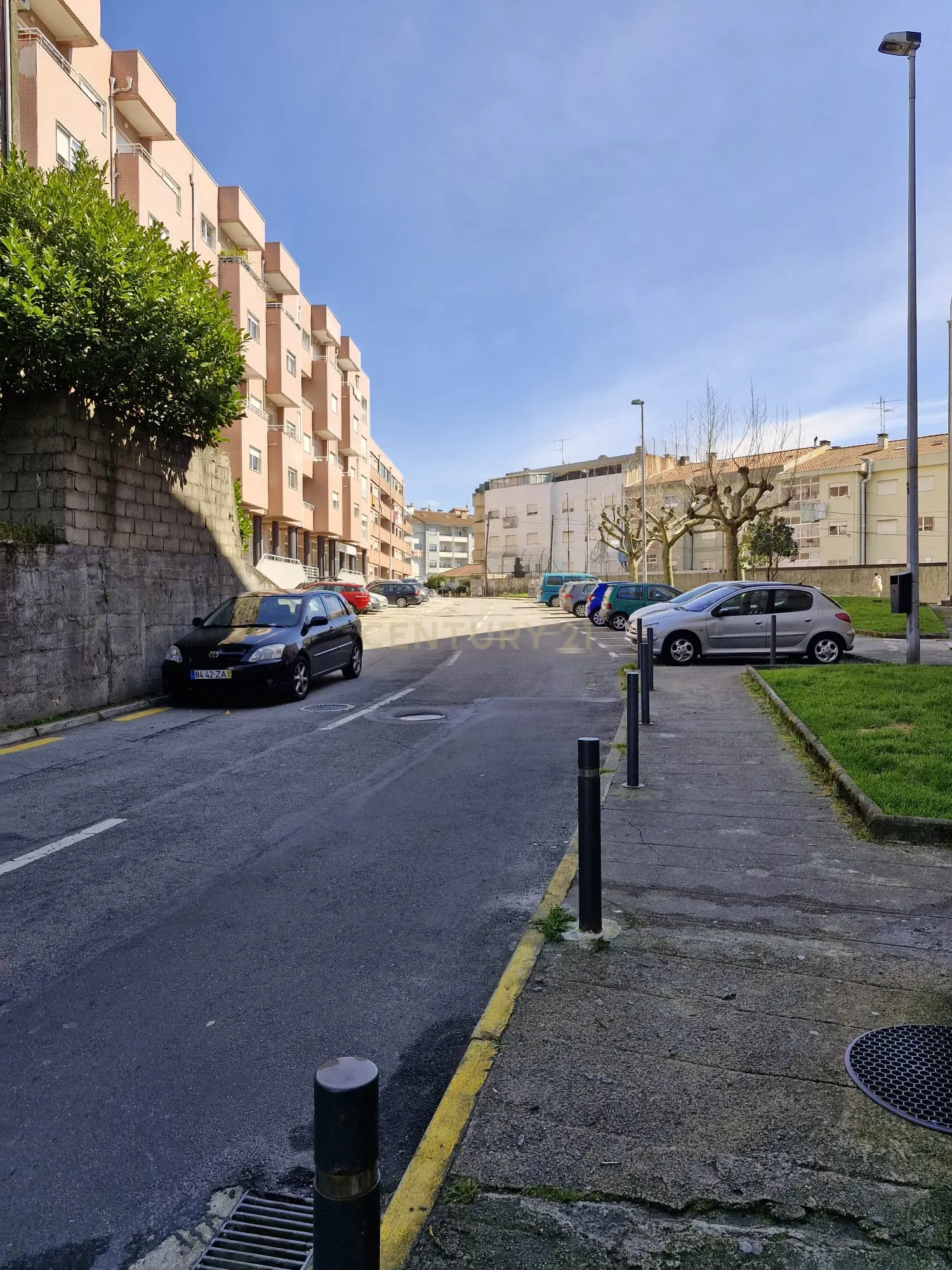Apartamento T3 em Braga com Garagem e Elevador - Image 14