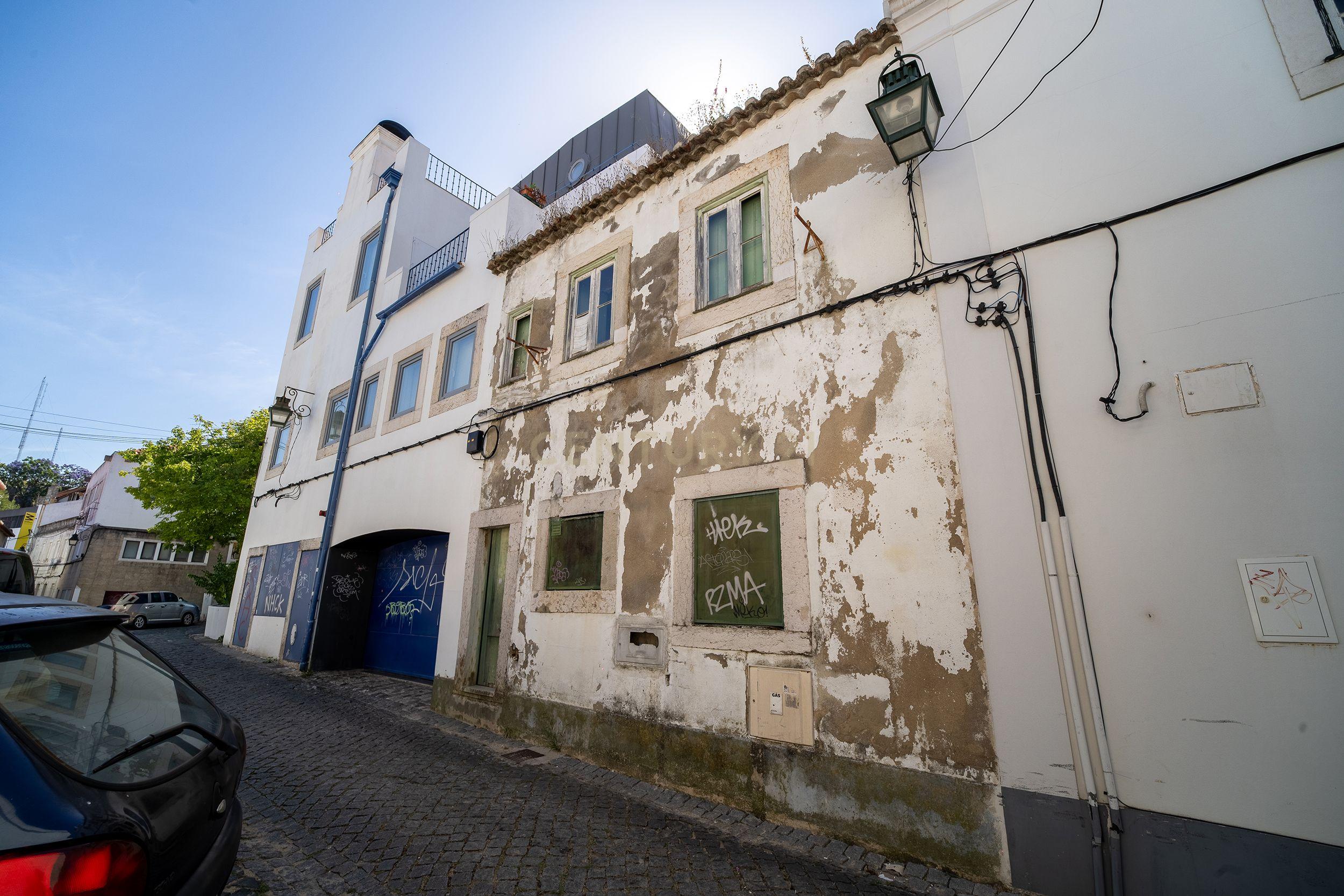 Fotografia 10 de Prédio com Elevado Potencial de Investimento em Almada