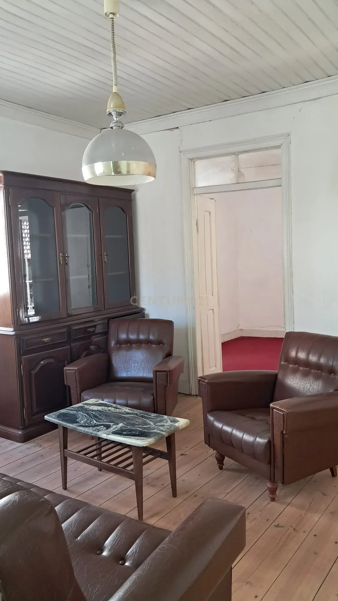 Fotografia 4 de Moradia T2 com 1.950 m² de Terreno | Para Remodelar | Castanheira - Alcobaça
