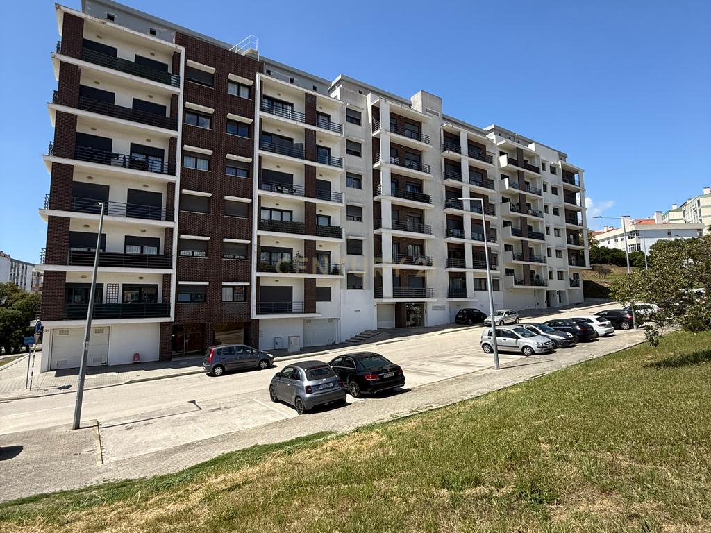 T3 c/Arrecadação e Parqueamento - Torre da Marinha - Image 22