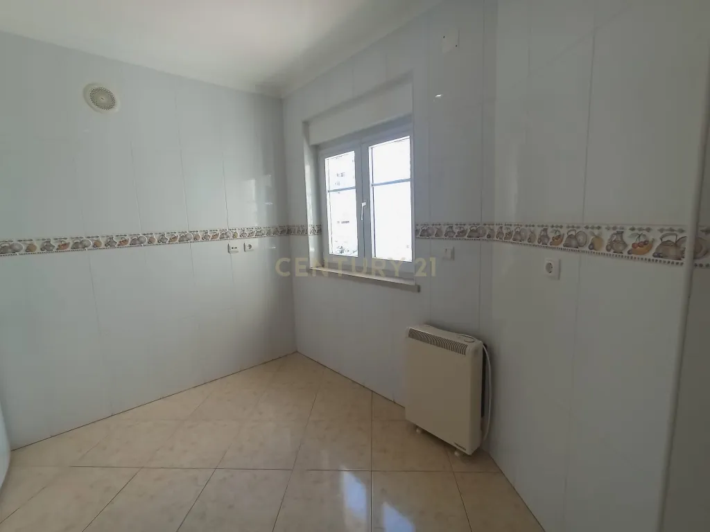 Apartamento T3 na Costa da Caparica - Image 14