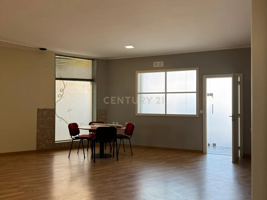 Espetacular Moradia T3 em Gondomar - Image 33